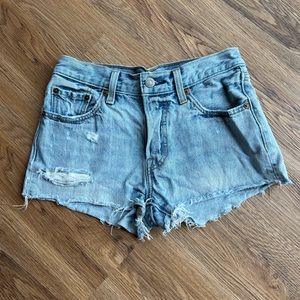 Levi’s cutoff shorts